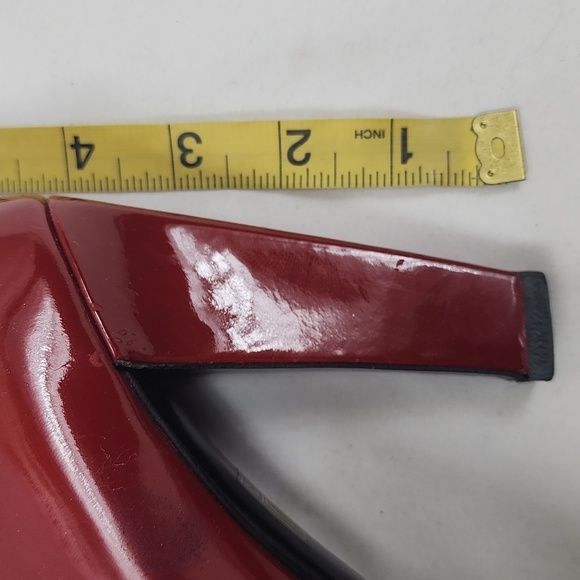Prada Red Patent Leather Peep Toe Heels Pumps Prada Size 38 US 8 made in Italy - Picture 11 of 11